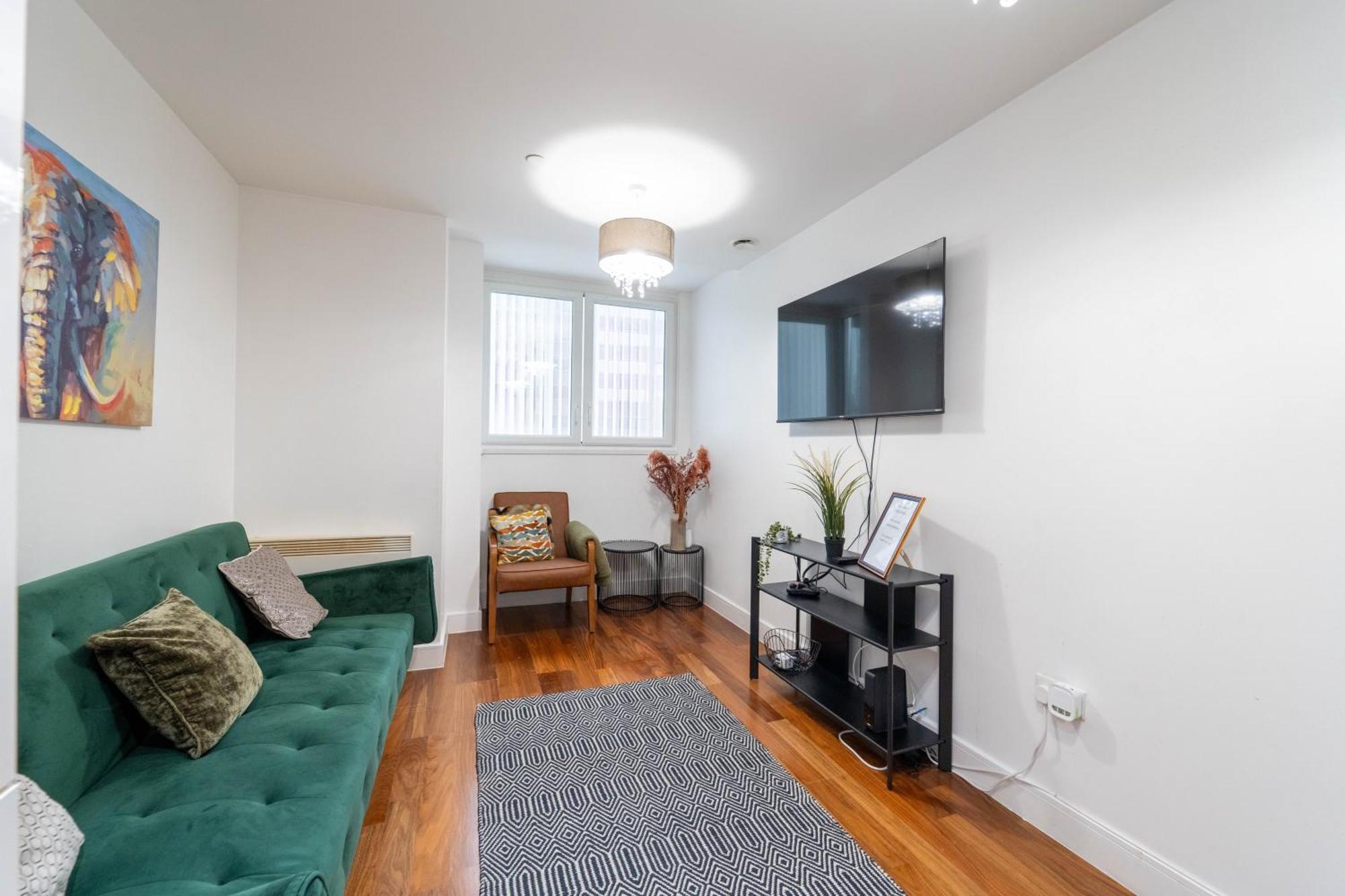 Luxurious Apartment - Birmingham City Centre * Birmingham
